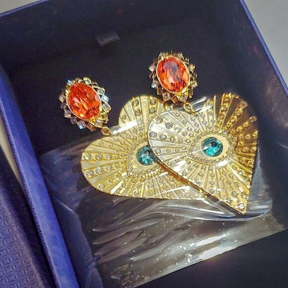Swarovski Goddess Earrings - Picture 3 of 6